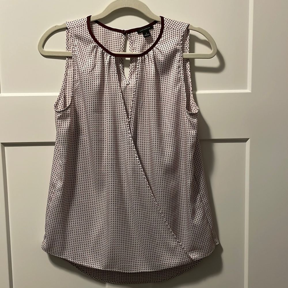 Ann Taylor size small women’s cutout detail blouse